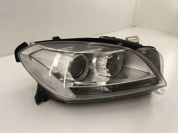 Rechter Voorlamp Mercedes-Benz ML W166 2013 A1668206759 image 2