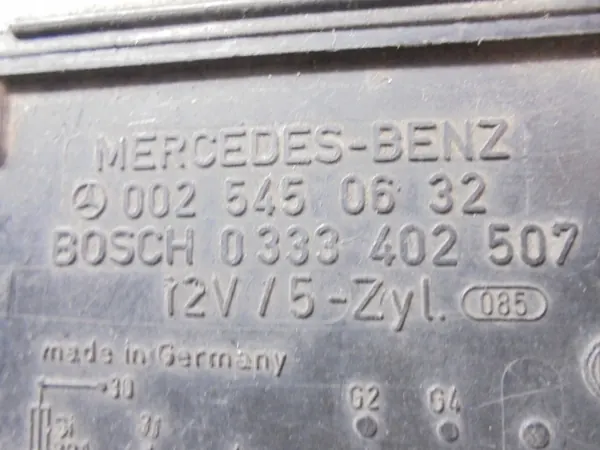 Mercedes glödstiftrelä OEM 0025450632 - Begagnad image 7