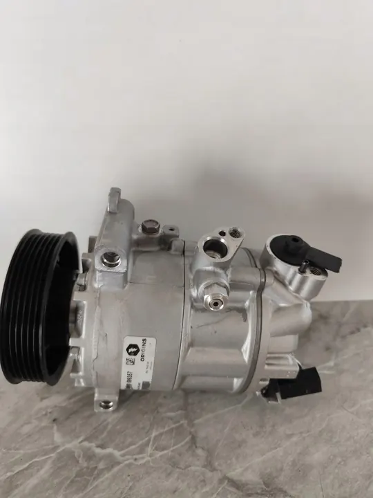 Compressore aria condizionata VALEO 699357 image 2