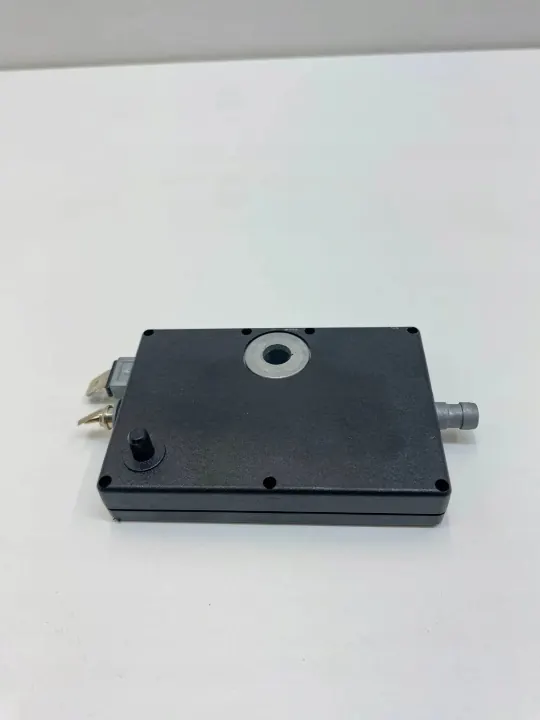 Antennivahvistin OEM 2308203289 Mercedes-Benz SL:lle image 3