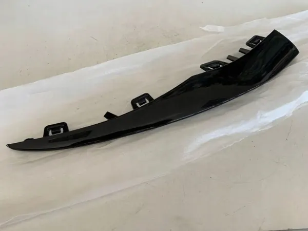 Mercedes W205 Vänster Framlist OEM A2058858902 image 2