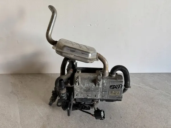 Webasto-lämmittin OEM M8A218K463AB-ED277 Range Roverille image 2