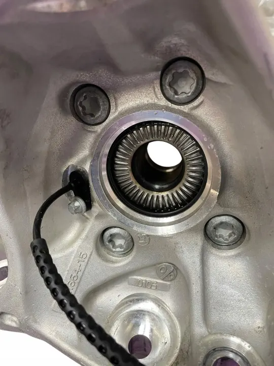 Framre höger knäled OEM 6877148 + ABS-sensor BMW 4 G22 image 5