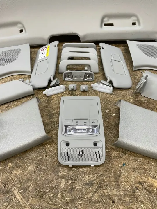 Piliers de Plafonnier AUDI Q3 8U OEM - État Utilisé image 6