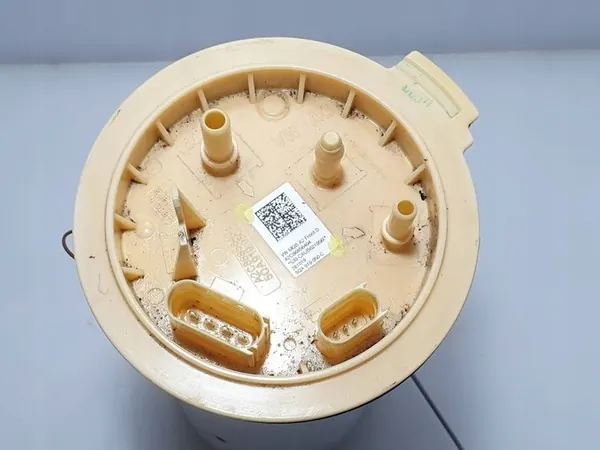 Brandstofpomp Volkswagen Touran III 2019 5QA919050C image 2