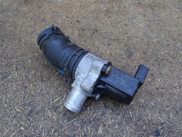 AUDI S3 8P GOLF VI CUPRA Turbo Wastegate 06F145710G image 4