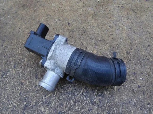 AUDI S3 8P GOLF VI CUPRA Turbo Wastegate 06F145710G image 5