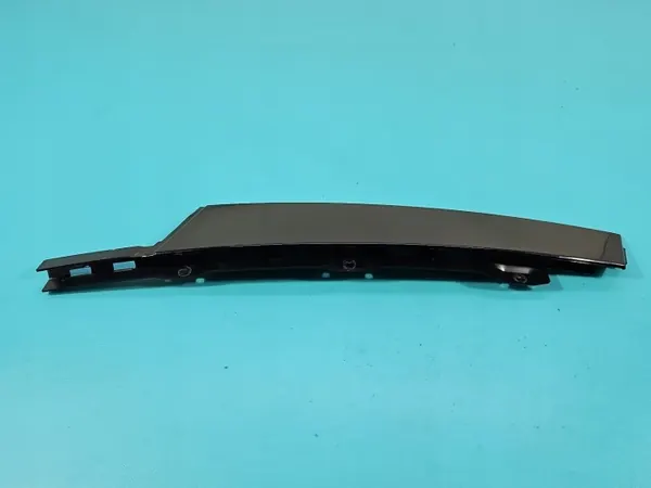 Skoda Superb III Türleiste Vorne Rechts OEM 3V0837902 image 5