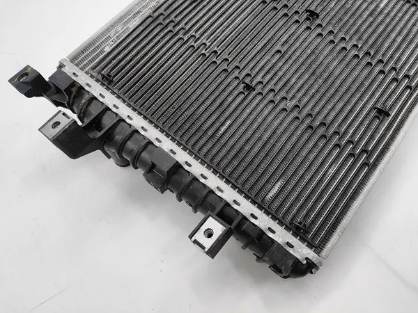 Radiador de Agua 3.0 TFSI Audi Q7 4L 06-15 OEM 7L8121212A image 4