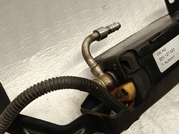 Bomba de combustível 3D0127023E VW Phaeton 3.0 TDI image 5