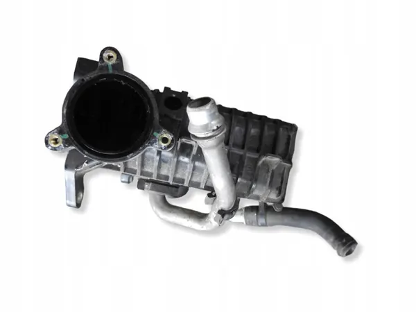 Mercedes-Benz Intercooler OEM A6540104902 - Gebruikt image 3