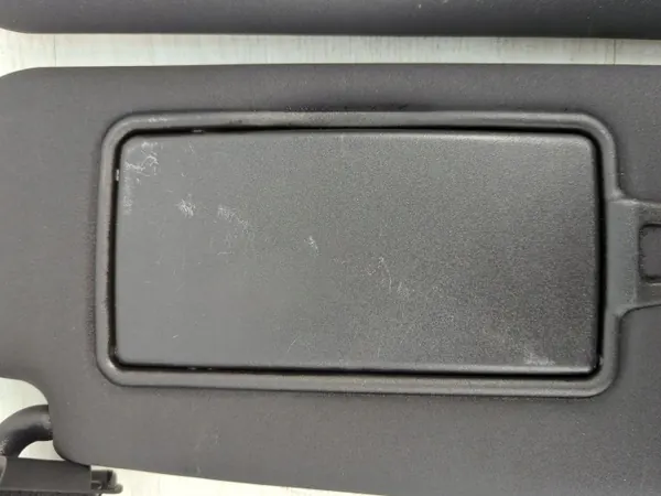 Visor Jaguar F-Pace 2016 OEM GX7304101AA8PVJ image 3