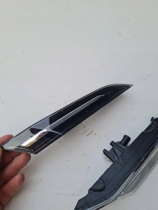 Luz de sinalização direita Porsche 911 992 OEM image 4