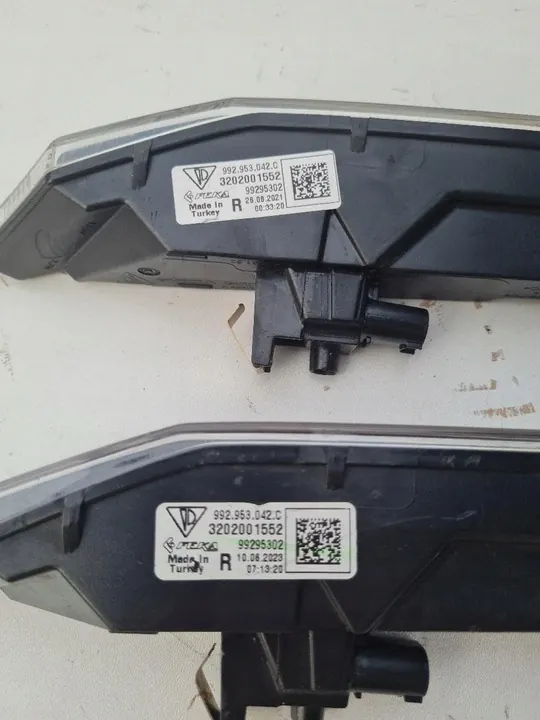 Luz de sinalização direita Porsche 911 992 OEM image 6