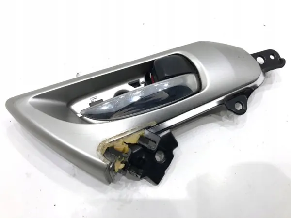 Binnenhandgreep voor rechts OEM 69273-75010 Lexus CT image 2