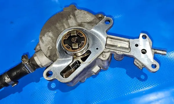 Bomba de vacío OEM 038145209M para VW 1.9TDI BLS image 5