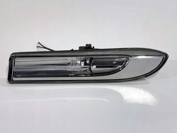 Clignotant avant gauche OEM 97063103302 Porsche Panamera image 2