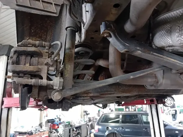 Opel Zafira C taka-akselipalkki OEM SSA29743 image 2