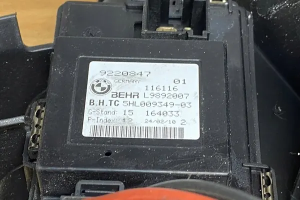 Calefacción BMW 5 (F10) 3.0L Gasolina 2009 OEM 9220847 image 3