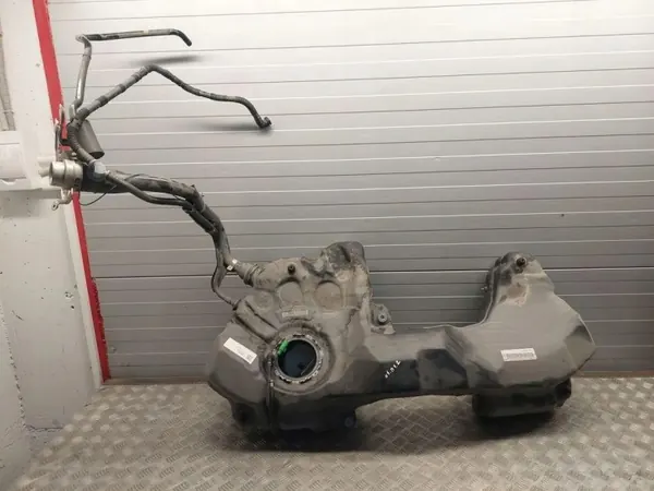 Réservoir carburant Audi A5 2018 OEM 8W7201021G image 2