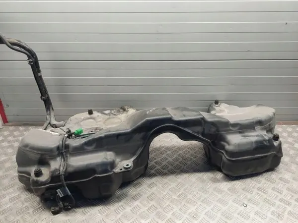 Réservoir carburant Audi A5 2018 OEM 8W7201021G image 3