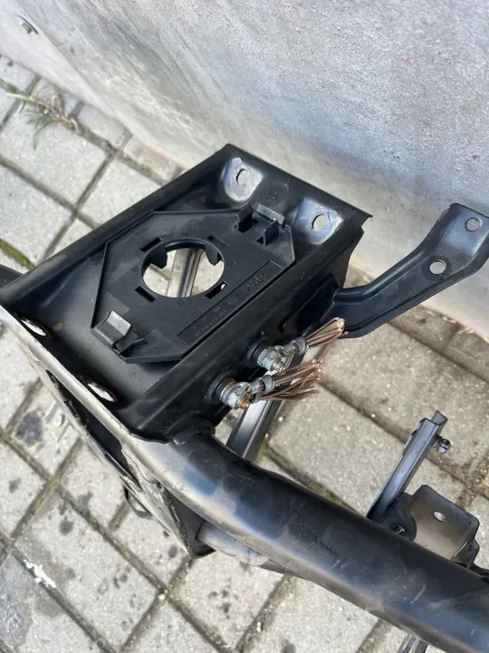 Mercedes-Benz S W140 kojelautakehys OEM 1408220714 image 4