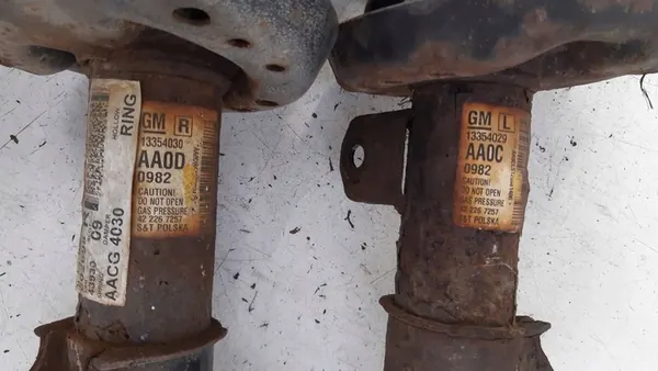 Ammortizzatore e molla anteriore Opel Astra J LIFT 1.7 CDTI image 4