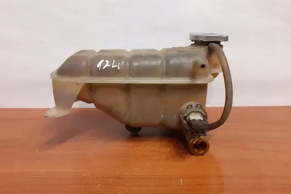 Ausgleichsbehälter MERCEDES-BENZ E (W124) 1245001749 image 7