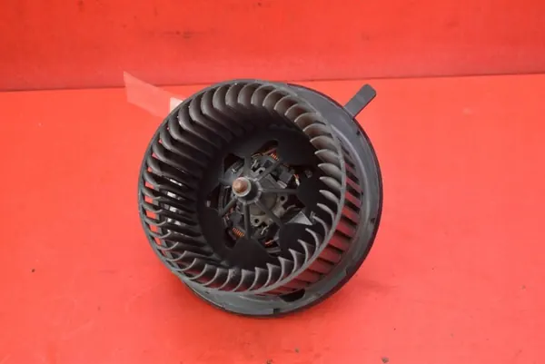 Blazerventilator OEM 1K1820015Q voor Skoda Yeti 1.4 TSI image 2