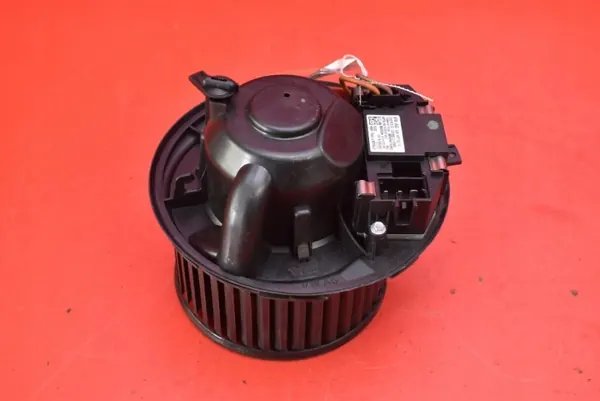 Blazerventilator OEM 1K1820015Q voor Skoda Yeti 1.4 TSI image 4