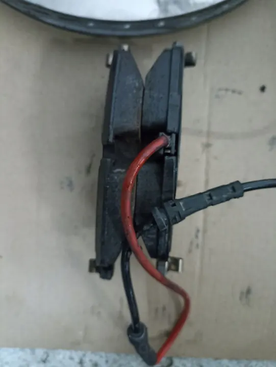 Conjunto de Discos e Pastilhas de Freio Dianteiro BMW G20 6877212 6890553 image 3