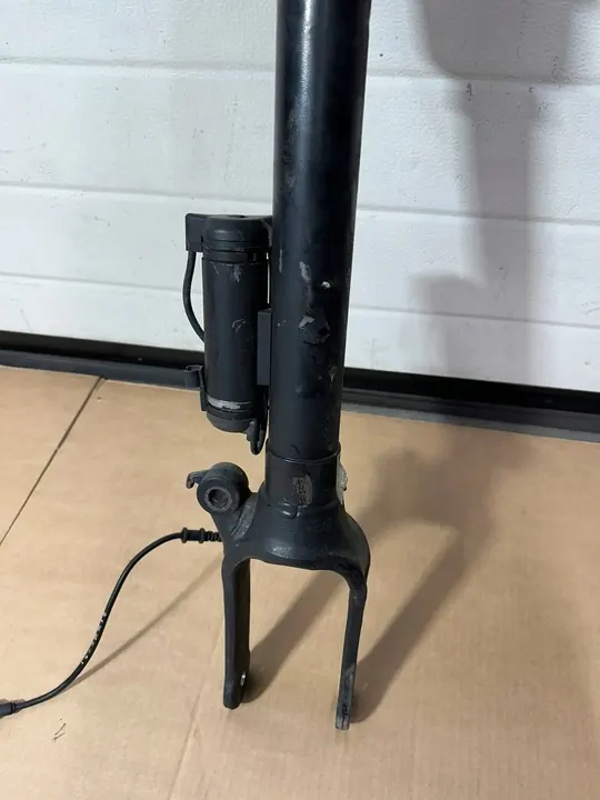 Ammortizzatore anteriore sinistro Mercedes ML W164 6.3 AMG image 4