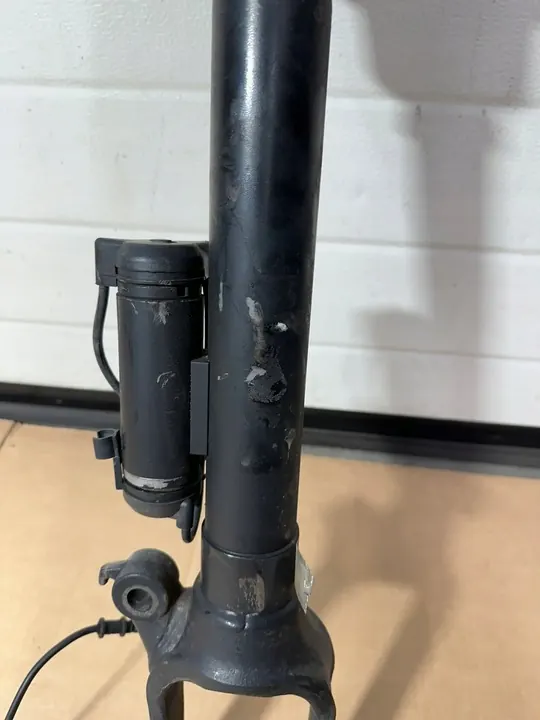 Ammortizzatore anteriore sinistro Mercedes ML W164 6.3 AMG image 5