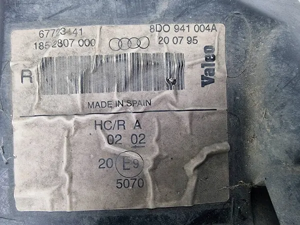 Faros Delantero Derecho Audi A4 B5 image 3