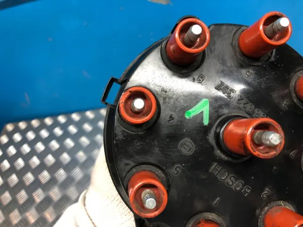 Mercedes W126 R107 Tändaggregat OEM 1235522392 image 4