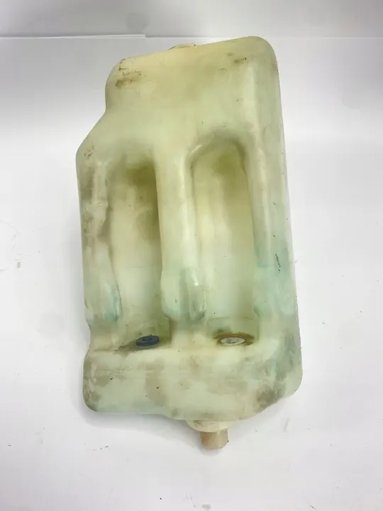 Pesunesteen säiliö Mercedes W124 image 3