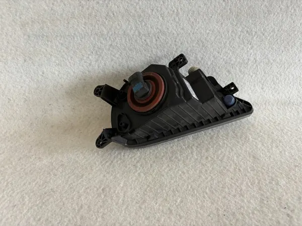 OPEL KARL ROCKS FRAMFANGER 42547652 image 6