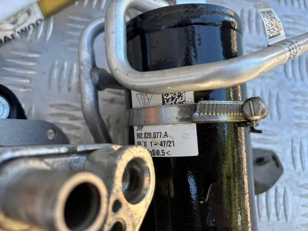 Porsche Taycan 4S AC-Kondensator OEM 9J1816412 image 3