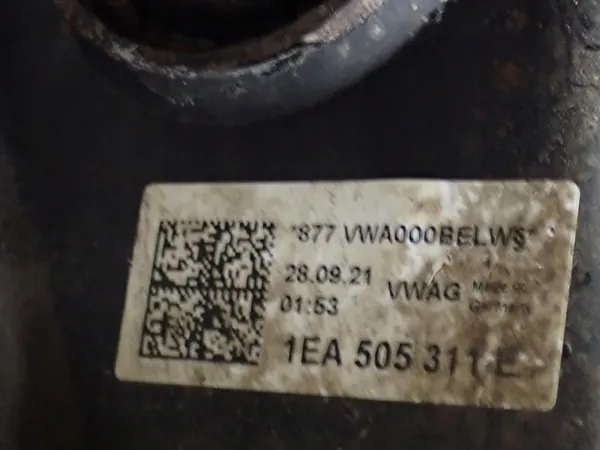 OEM 1EA505436M takaoikea jousitusvarsi Cupra Bornille image 6