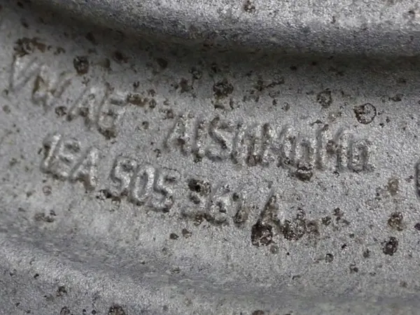 OEM 1EA505436M takaoikea jousitusvarsi Cupra Bornille image 8