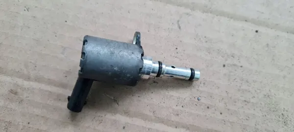 Oliedrukregelklep OEM 06K115243G voor Audi image 2