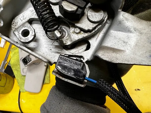 Motorhuv Lås Sensor Dacia Lodgy Stepway Lift 2022 image 7