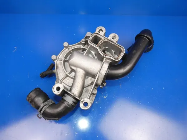 MERCEDES GLK X204 W204 W212 2.2 CDI Vattenpump Rör OEM image 2