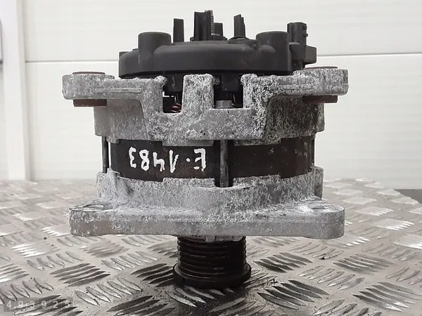 2016 Dacia Duster Vaihtovirtageneraattori 1600 Bensiini OEM 231001568r image 7