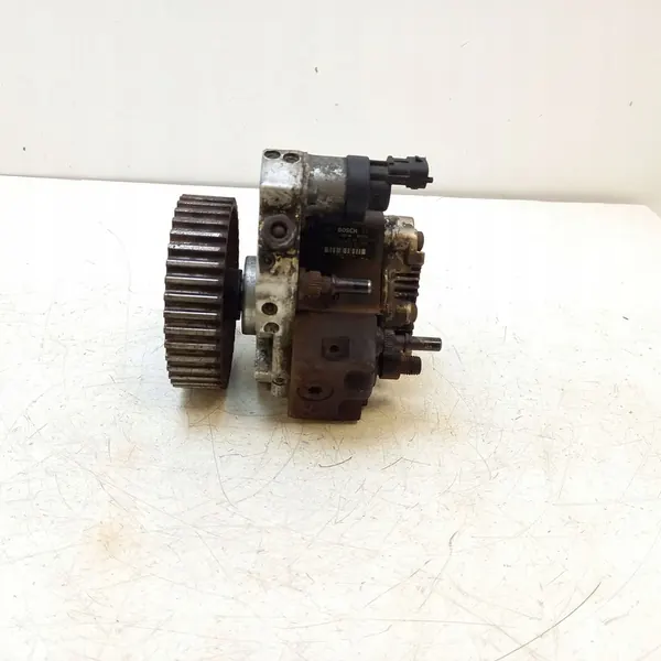 Hoge druk brandstofpomp Opel Vivaro 2003 0445010075 image 5