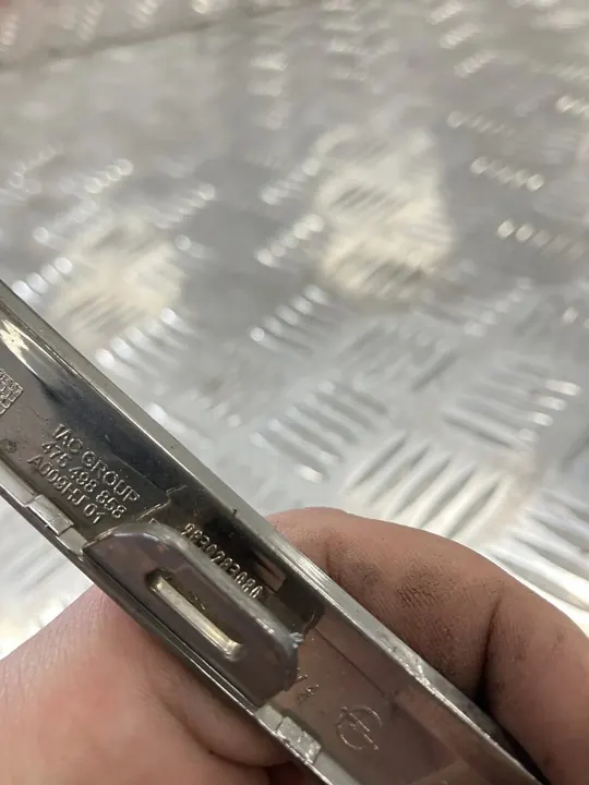 Garniture Chromée Avant Gauche Droite Opel Corsa F 9830283080 image 2