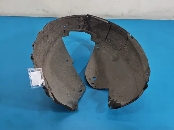 Front Right Wheel Arch Opel Astra III H image 2