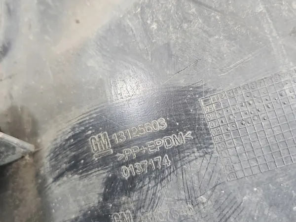 Front Right Wheel Arch Opel Astra III H image 5