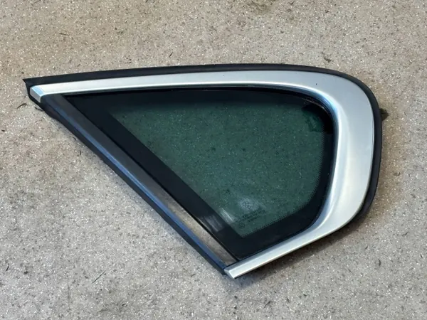BMW X6 E71 Linke hintere Viertelscheibe OEM 7182327 Getönt image 2