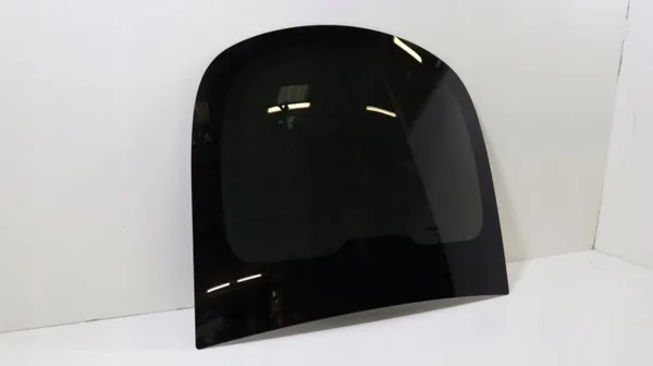 Tesla Y Heckklappenglas OEM 1619890-00-C Gebraucht image 3